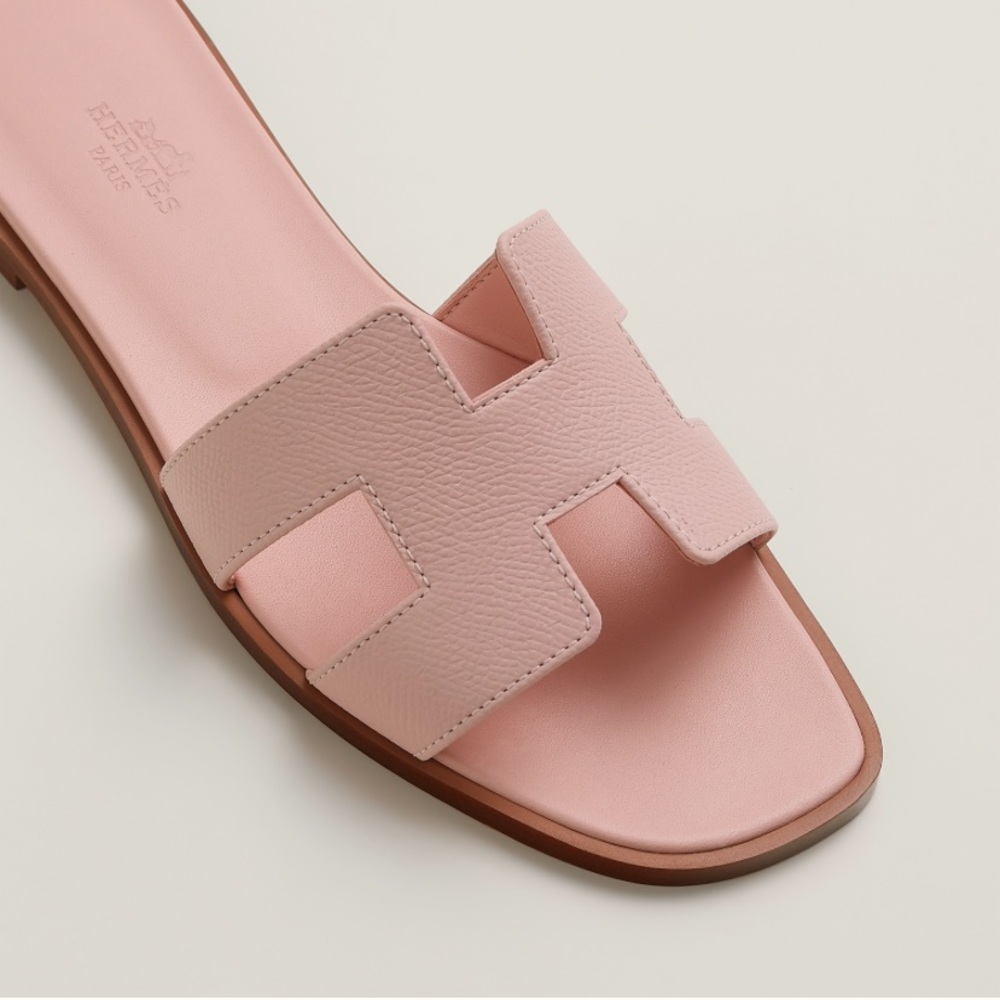 HERMES Oran Sandals in Rose Pale size 38
